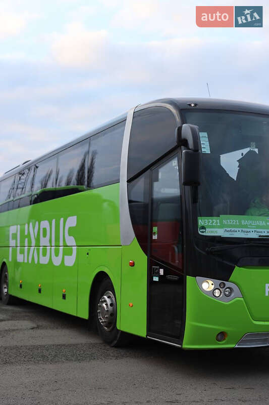 Туристичний / Міжміський автобус Scania OmniExpress 2013 в Києві