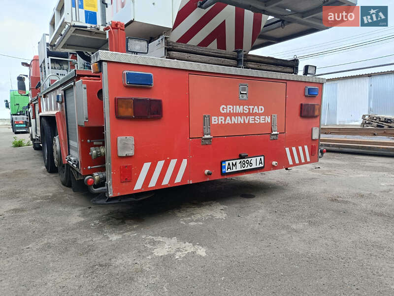 Автовышка Scania P 114 1993 в Казатине