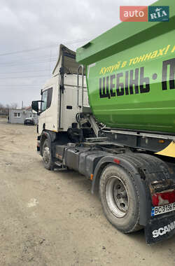 Тягач Scania P 2012 в 