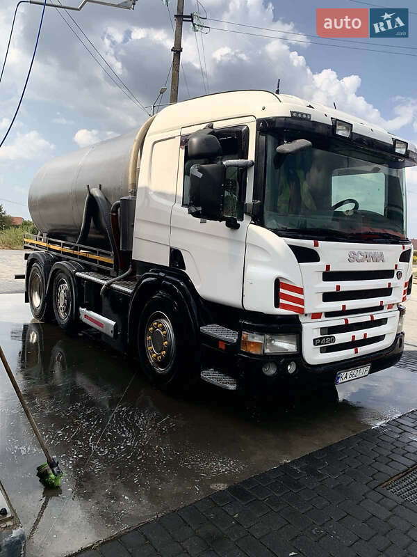 Машина ассенизатор (вакуумная) Scania P 2010 в Ивано-Франковске