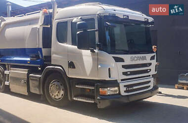 Мусоровоз Scania P 2015 в 