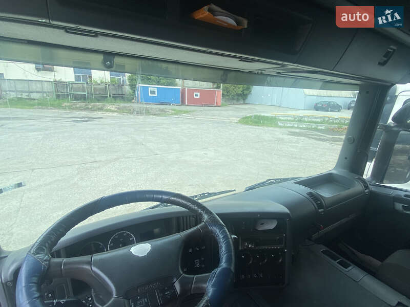Самоскид Scania P 2008 в Києві