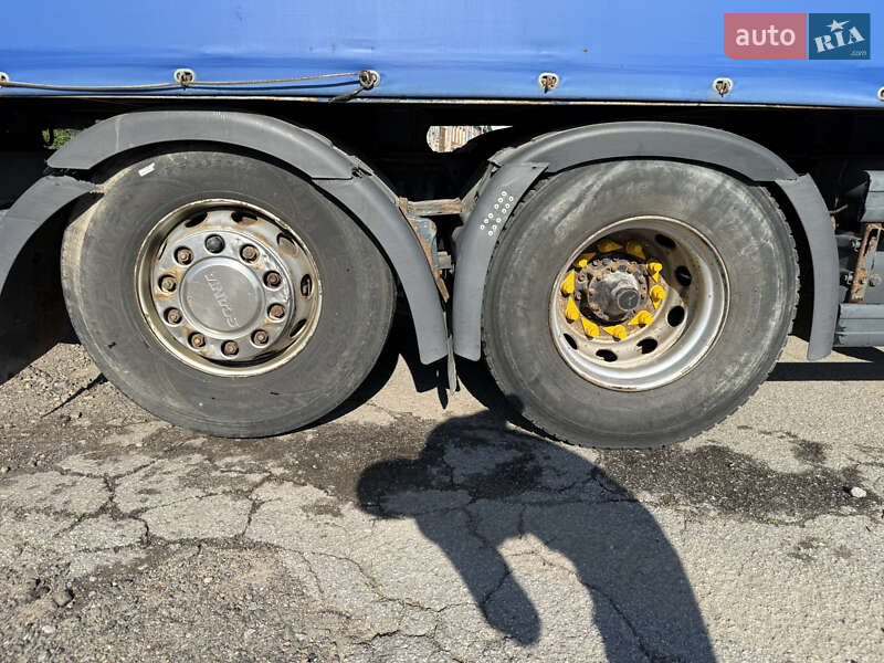 Контейнеровоз Scania P 2008 в Вінниці