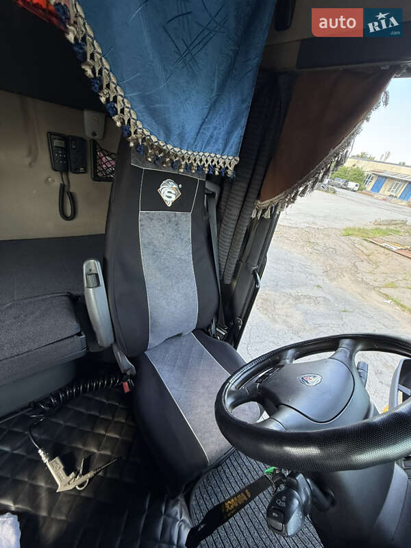 Контейнеровоз Scania P 2008 в Вінниці