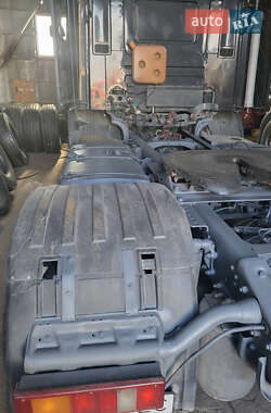 Тягач Scania P 2006 в 