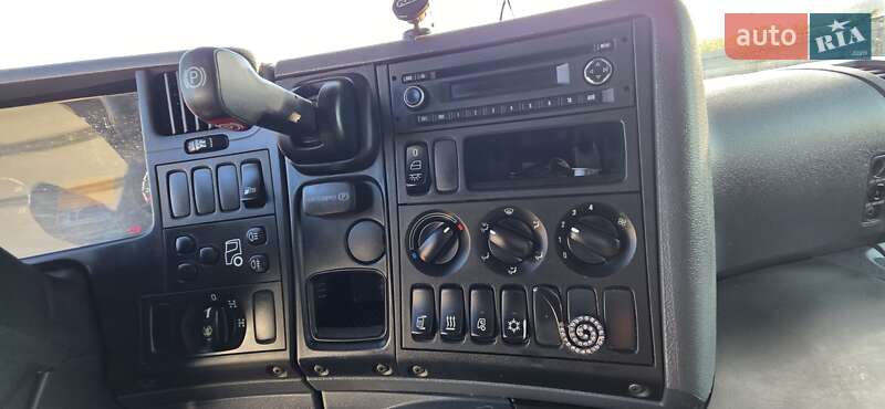 Тягач Scania P 2015 в Києві