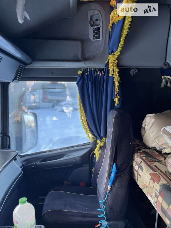 Тентованый Scania R 124 2004 в Шостке