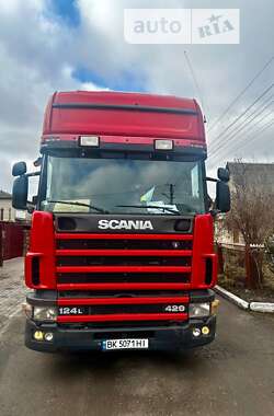 Тентованый Scania R 124 2003 в Рокитном