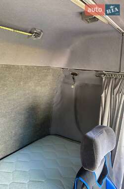 Тягач Scania R 380 2004 в 