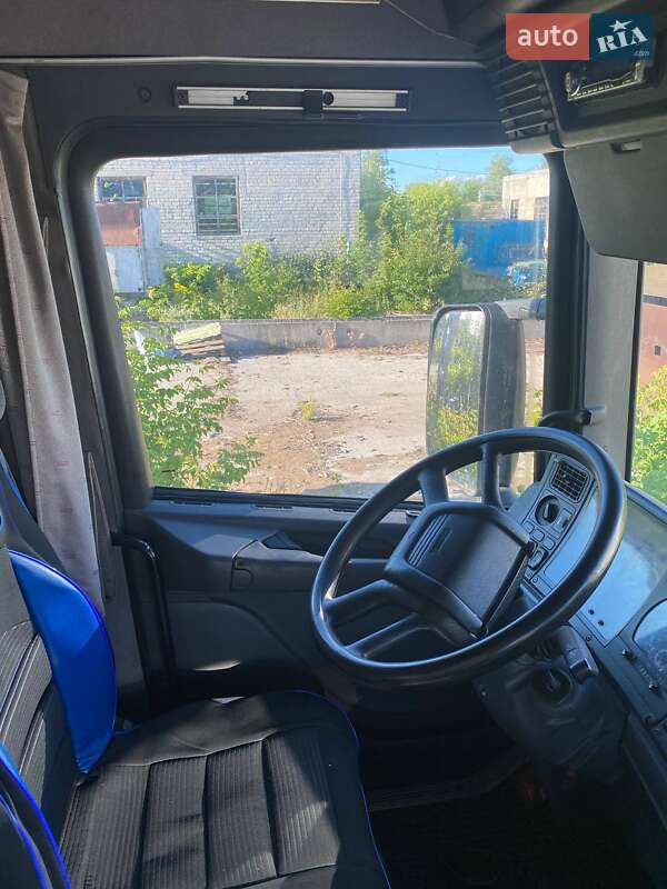 Тягач Scania R 380 2004 в Каневі