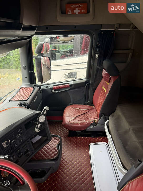 Тентований Scania R 410 2015 в Чернівцях