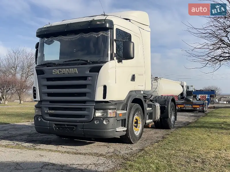 Тягач Scania R 420 2006 в 