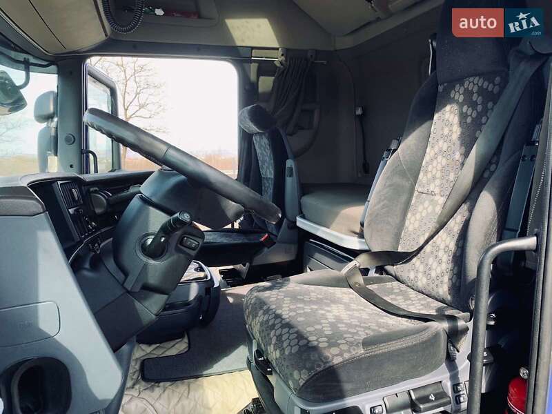 Вантажний фургон Scania R 450 2016 в Хусті
