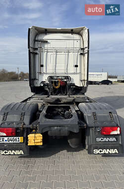 Тягач Scania R 450 2015 в 