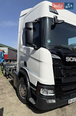 Контейнеровоз Scania R 450 2021 в 