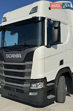 Контейнеровоз Scania R 450 2020 в 
