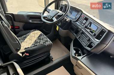 Контейнеровоз Scania R 450 2020 в 