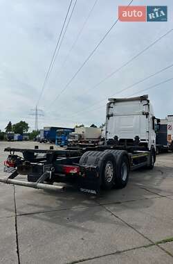 Контейнеровоз Scania R 450 2020 в 