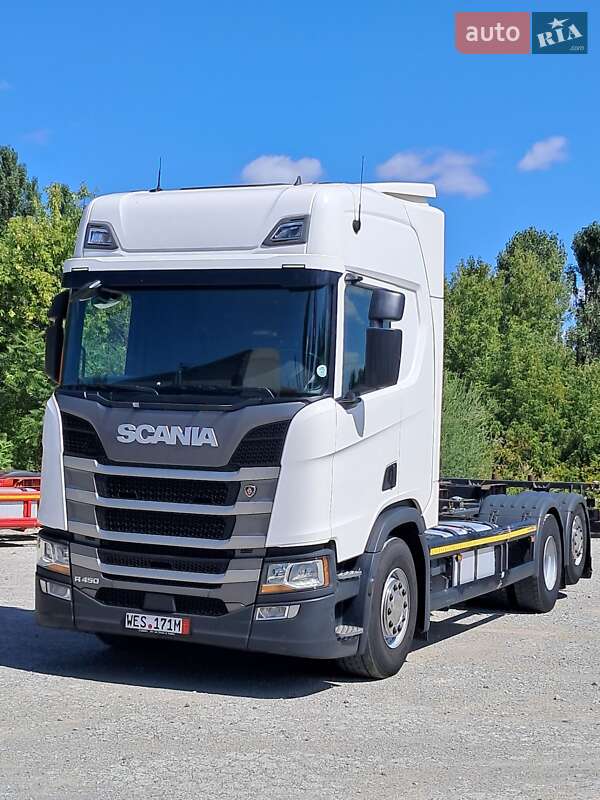 Контейнеровоз Scania R 450 2020 в 