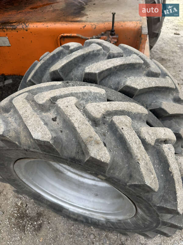 Екскаватор навантажувач Schaeff HML 1988 в Ужгороді