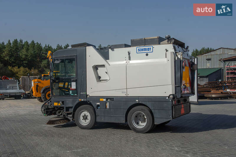 Подметальная машина SCHMIDT Swingo 2016 в Житомире фото 10 Подметальная машина SCHMIDT Swingo 2016 в Житомире