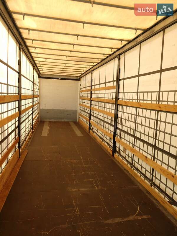 Тентованный борт (штора) - полуприцеп Schmitz Cargobull Cargobull 2011 в Мукачево