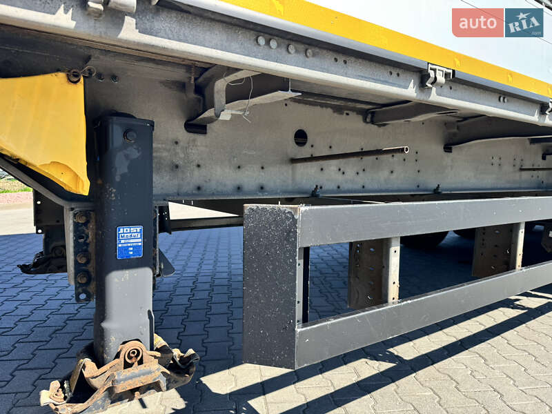 Тентованный борт (штора) - полуприцеп Schmitz Cargobull Cargobull 2012 в Новоднестровске