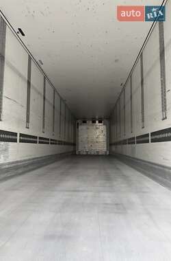 Рефрижератор напівпричіп Schmitz Cargobull Cargobull 2013 в 