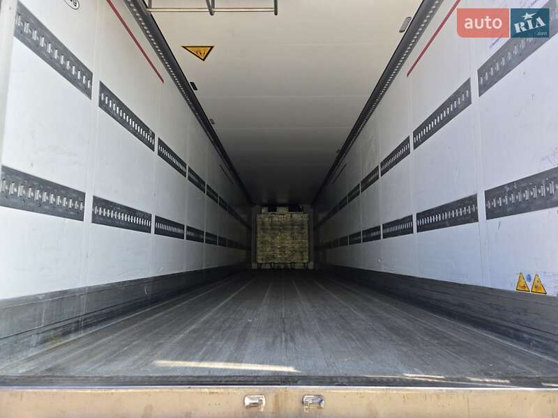Рефрижератор полуприцеп Schmitz Cargobull Cargobull 2015 в Болграде