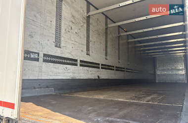 Изотермическая будка Schmitz Cargobull Cargobull 2012 в 
