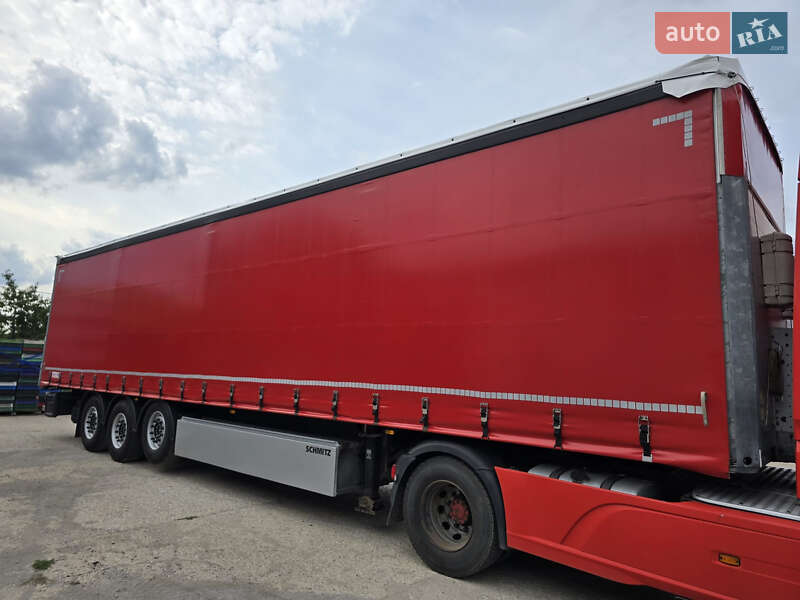 Тентованный борт (штора) - полуприцеп Schmitz Cargobull Cargobull 2011 в Львове