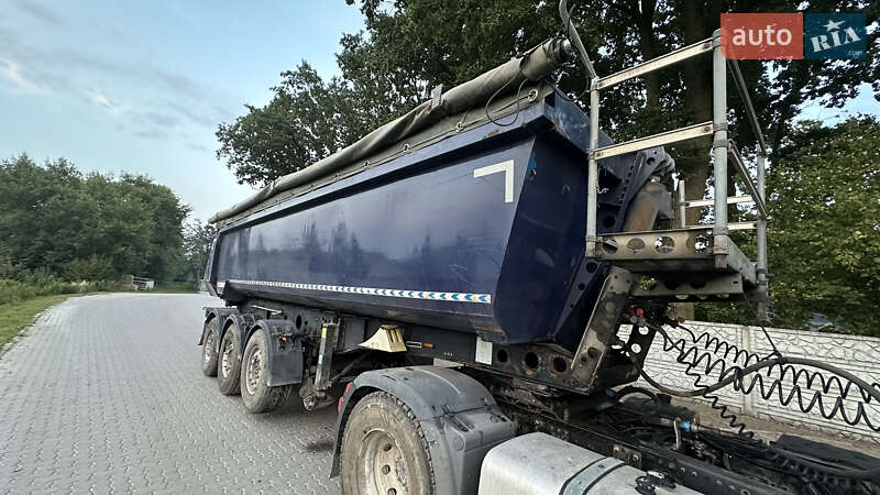 Самоскид напівпричіп Schmitz Cargobull Cargobull 2010 в Стрию