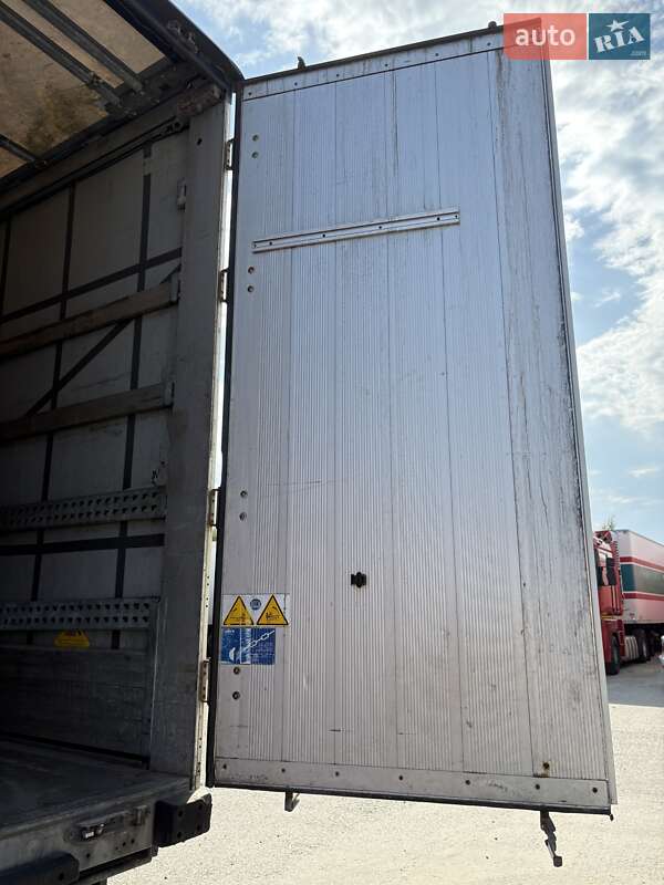 Тентований борт (штора) - напівпричіп Schmitz Cargobull Cargobull 2013 в Луцьку