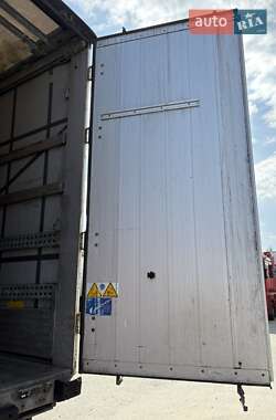 Тентованный борт (штора) - полуприцеп Schmitz Cargobull Cargobull 2013 в 