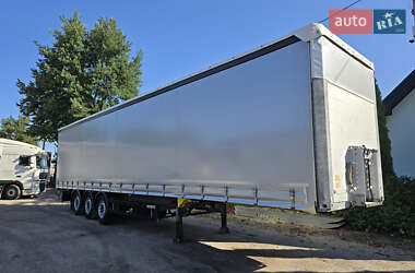 Тентований борт (штора) - напівпричіп Schmitz Cargobull Cargobull 2011 в 