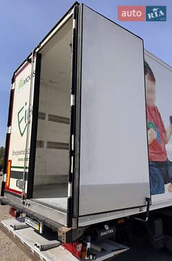 Ізотермічна будка Schmitz Cargobull Cargobull 2011 в 