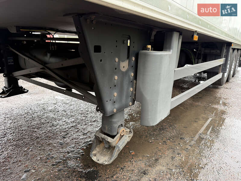 Рефрижератор полуприцеп Schmitz Cargobull Cargobull 2015 в Луцке