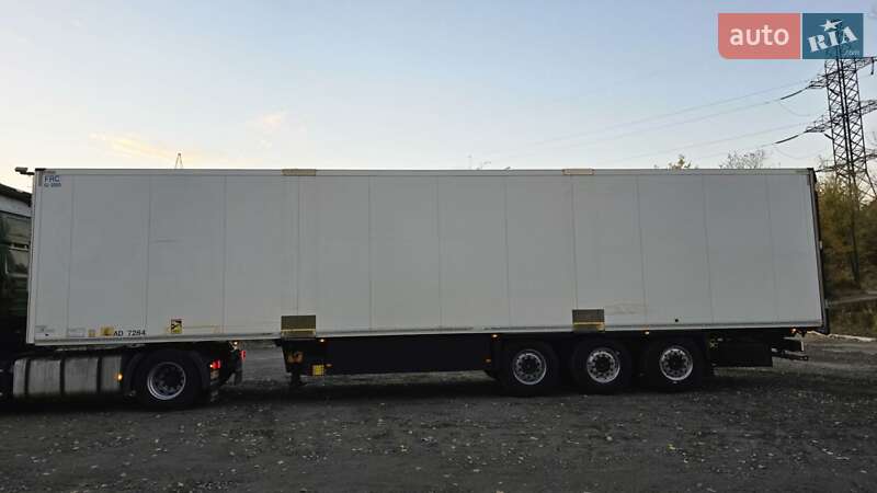 Рефрижератор напівпричіп Schmitz Cargobull Cargobull 2015 в Кам'янському