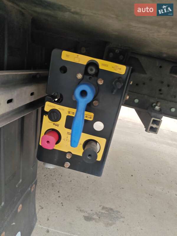 Тентованный борт (штора) - полуприцеп Schmitz Cargobull Cargobull 2016 в Луцке фото 3 Тентованный борт (штора) - полуприцеп Schmitz Cargobull Cargobull 2016 в Луцке