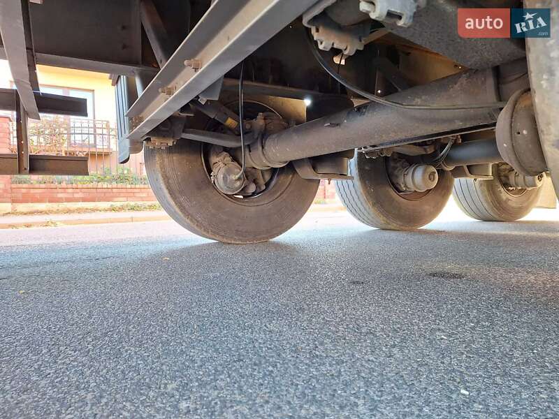 Тентований борт (штора) - напівпричіп Schmitz Cargobull Cargobull 2011 в Львові