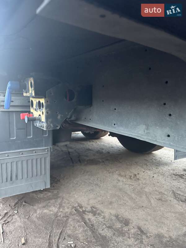 Тентований борт (штора) - напівпричіп Schmitz Cargobull Cargobull 2011 в Львові фото 6 Тентований борт (штора) - напівпричіп Schmitz Cargobull Cargobull 2011 в Львові