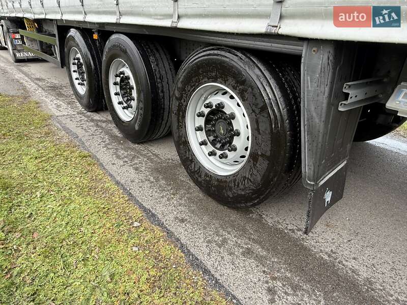Тентований борт (штора) - напівпричіп Schmitz Cargobull Cargobull 2015 в Надвірній
