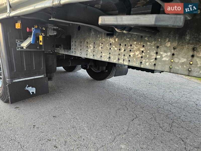 Тентований борт (штора) - напівпричіп Schmitz Cargobull Cargobull 2015 в Надвірній