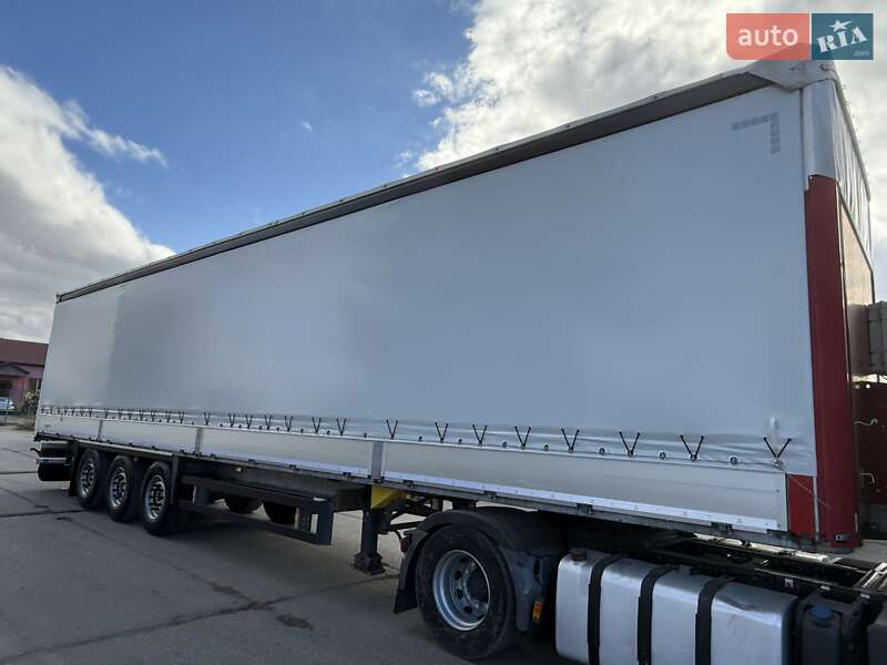 Тентованный борт (штора) - полуприцеп Schmitz Cargobull Cargobull 2012 в Надворной