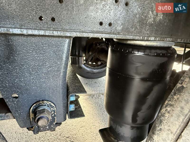 Тентованный борт (штора) - полуприцеп Schmitz Cargobull Cargobull 2012 в Надворной