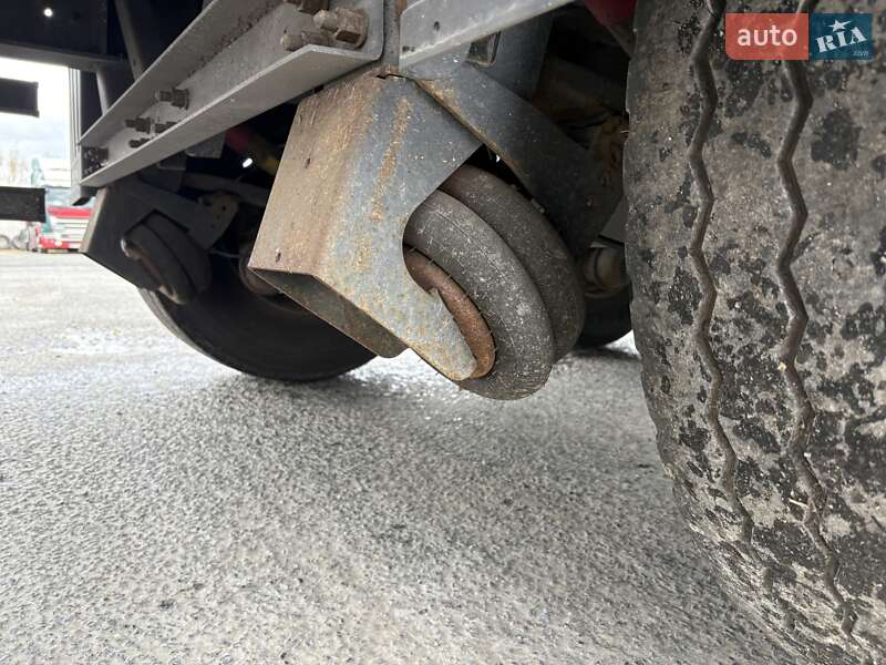 Тентований борт (штора) - напівпричіп Schmitz Cargobull Cargobull 2015 в Луцьку