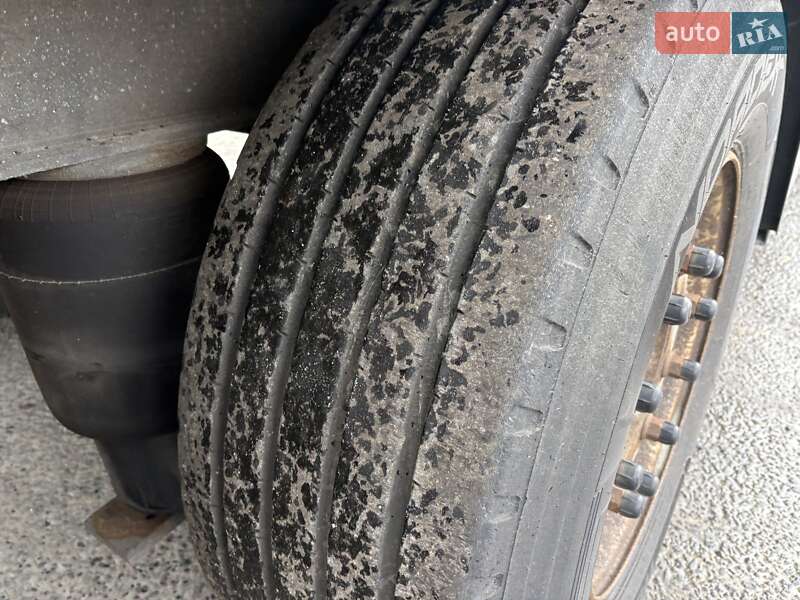 Тентований борт (штора) - напівпричіп Schmitz Cargobull Cargobull 2015 в Луцьку