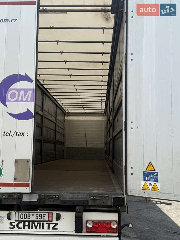 Бортовой полуприцеп Schmitz Cargobull Cargobull 2014 в Ровно