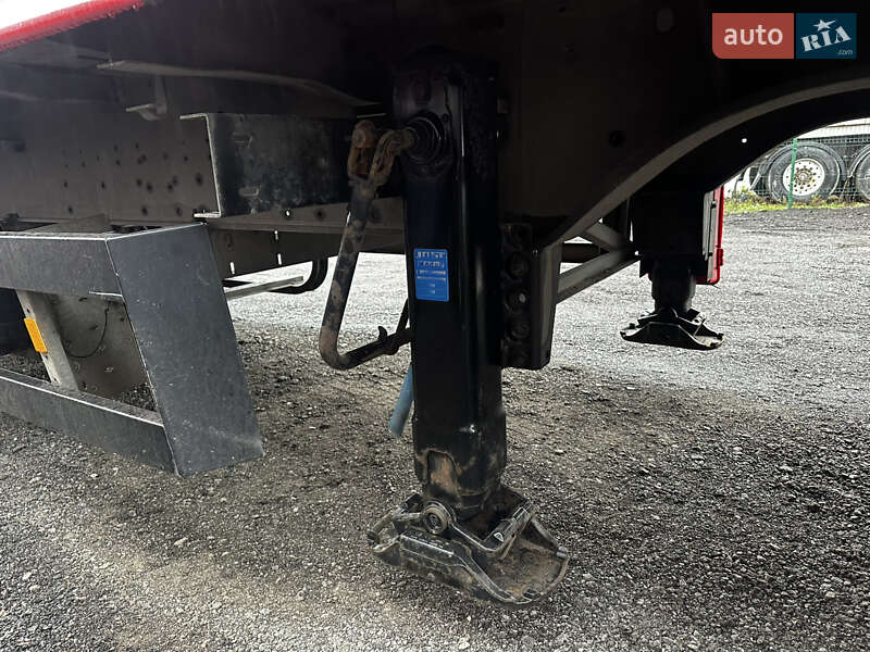 Тентований борт (штора) - напівпричіп Schmitz Cargobull Cargobull 2011 в Умані