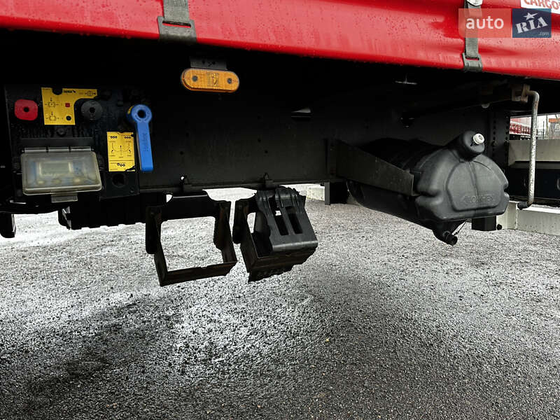 Тентований борт (штора) - напівпричіп Schmitz Cargobull Cargobull 2011 в Умані